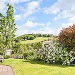 Hill Crest Country 5*
