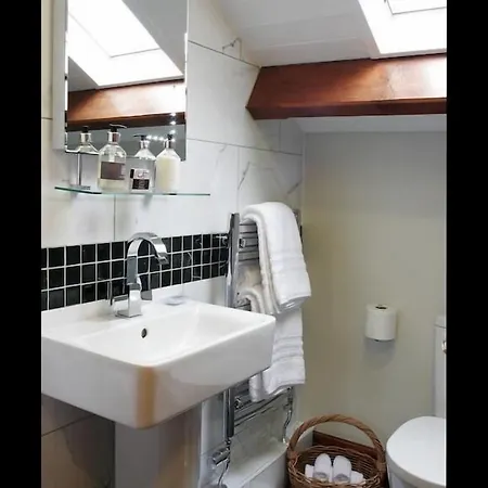 ベッド・アンド・ブレックファスト Hill Crest Country ニュービー・ブリッジ